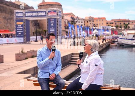 Alghero, Italia. 30 maggio 2024. Julien ingrassia e Michele Mouton FIA Safety Delegate ad Alghero durante il FIA World Rally Championship WRC Rally Italia Sardegna 2024 30 maggio, Alghero Italia Credit: Independent Photo Agency/Alamy Live News Foto Stock