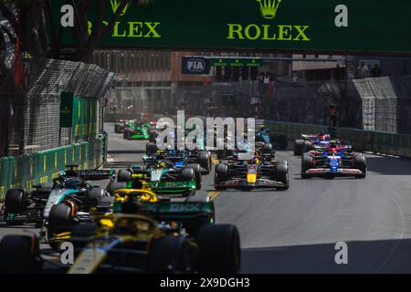 Circuito di Monaco, Monte carlo, Monaco. 26.May.2024; Max Verstappen e Yuki Tsunoda durante il Gran Premio di Formula uno di Monaco Foto Stock