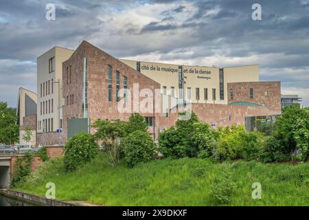 Kulturzentrum, CitÃ de la musique et de la Danse, Place Dauphine, Straßburg, DÃ partement Bas-Rhin, Elsaß, Frankreich *** Centro culturale, CitÃ de la musique et de la Danse, Place Dauphine, Strasburgo, DÃ partement Bas Rhin, Alsazia, Francia Foto Stock