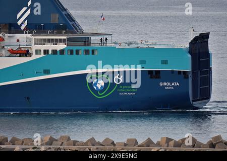 Marsiglia, Francia. 29 maggio 2024. La nave Girolata, traghetto della compagnia la Méridionale, arriva al porto francese del Mediterraneo di Marsiglia. (Foto di Gerard bottino/SOPA Images/Sipa USA) credito: SIPA USA/Alamy Live News Foto Stock