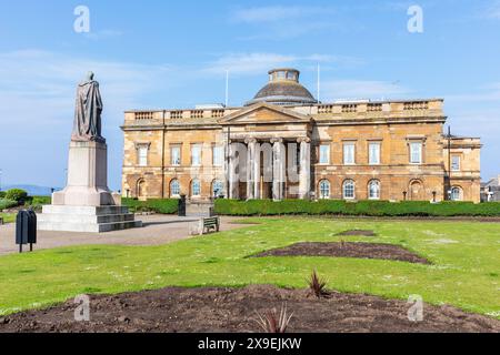 La corte dello sceriffo di Ayr risale al 1818 ed è un esempio eccezionale di corti classiche dei primi anni del XIX secolo nel paese. Foto Stock