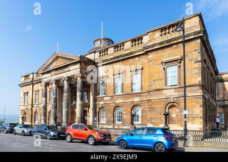 La corte dello sceriffo di Ayr risale al 1818 ed è un esempio eccezionale di corti classiche dei primi anni del XIX secolo nel paese. Foto Stock