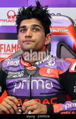 Mugello, Italia. 31 maggio 2024. Il pilota spagnolo Jorge Martin di prima Pramac Racing durante il Gran Premio d'Italia Brembo - prove libere, Campionato del mondo MotoGP nel Mugello, Italia, maggio 31 2024 Credit: Independent Photo Agency/Alamy Live News Foto Stock