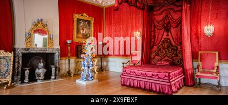 Panorama interno architettura Paleis Het Loo Museo della famiglia reale olandese. Patrimonio culturale della destinazione turistica Foto Stock