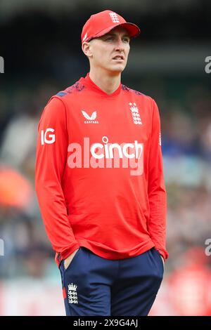 Londra, Regno Unito. 30 maggio 2024. Inghilterra Harry Brook durante la partita Inghilterra contro Pakistan Cricket 4th Vitality T20 International Series al Kia Oval, Londra, Inghilterra, Regno Unito il 30 maggio 2024 Credit: Every Second Media/Alamy Live News Foto Stock