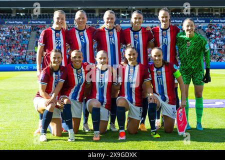 Oslo, Norvegia 31 maggio 2024 formazione femminile norvegese nel girone di qualificazione al Campionato europeo di calcio WomenÕs del girone A1 tra le donne norvegesi e le donne italiane all'Ullevaal Stadion di Oslo, Norvegia crediti: Nigel Waldron/Alamy Live News Foto Stock