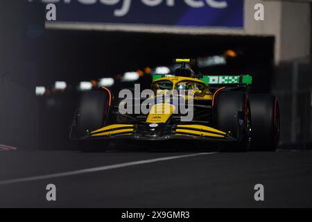 Montecarlo, Monaco. 25 maggio 2024. Lando Norris del Regno Unito alla guida della (4) McLaren F1 Team MCL38 Mercedes, durante il GP di Monaco, Formula 1, sul circuito di Monaco. Crediti: Alessio Morgese/Alessio Morgese/Emage/Alamy live news Foto Stock