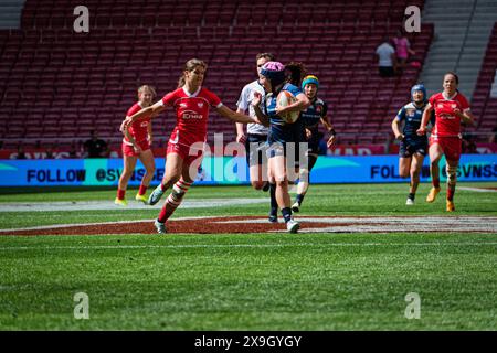 Madrid, Spagna. 31 maggio 2024. Finali del campionato di rugby Sevens. QUALIFICA PISCINA A DONNA, Giappone 7s e Polonia 7s Questo weekend, squadre di tutto il mondo si sfidano nell'attesissima finale del campionato di rugby Sevens, mettendo in mostra velocità, abilità e strategia in un torneo frenetico ed emozionante. Ci si aspetta che gli spettatori riempiano gli stand, creando un'atmosfera elettrica nel locale. Crediti: Enriquepsans/Alamy Live News Foto Stock