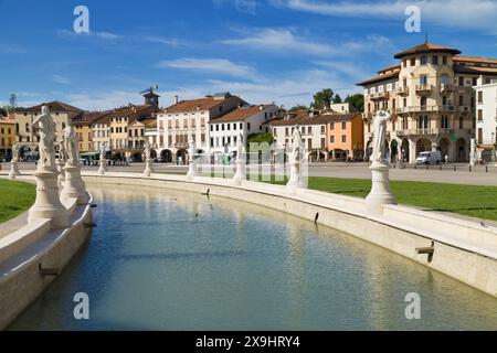 Padova, Italia - 17 agosto 2021: Prato della Valle a Padova, Italia. Foto Stock