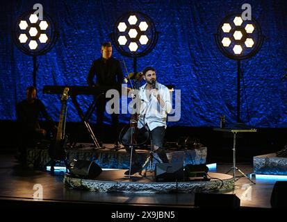 HOLLYWOOD FL - MAGGIO 31: Hauser si esibisce durante il Rebel with a Cello Tour all'Hard Rock Live tenuto al Seminole Hard Rock Hotel & Casino il 31 maggio 2024 a Hollywood, Florida. Crediti: Mpi04/MediaPunch crediti: MediaPunch Inc/Alamy Live News Foto Stock