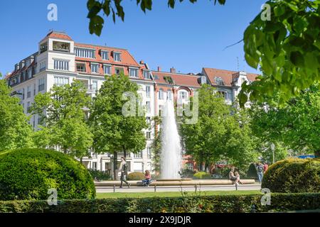 Springbrunnen, Viktoria-Luise-Platz, Schöneberg, Tempelhof-Schöneberg, Berlino, Germania Foto Stock