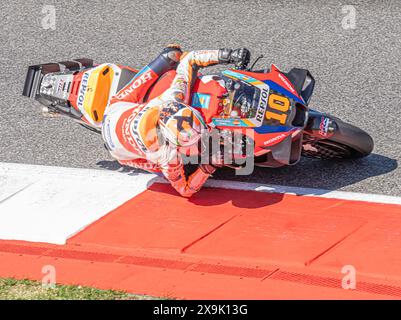 10 Luca Marini (Ita-Repsol Honda Team), 72 Marco Bezzecchi (Ita-VR46 Team Ducati) MotoGP Brembo Gran Premio d'Italia qualificazione venerdì MotoGP sabato, MotoGP d'Italia sul circuito del Mugello il 1° giugno 2024 a Scarperia, Italia. (Foto di Fabio Averna/Sipa USA) Foto Stock