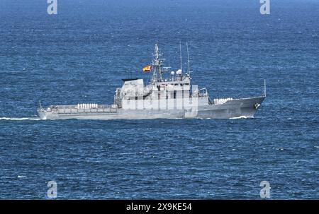 L'Atalaya (P-74) è una nave di pattuglia ad alta quota della classe Serviola di proprietà della Marina spagnola, con sede a la Graña, Ferrol. Foto Stock