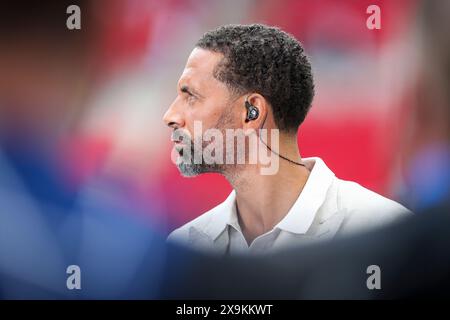 Londra, Regno Unito. 1 giugno 2024. Rio Ferdinand durante la finale della UEFA Champions League Borussia Dortmund contro Real Madrid al Wembley Stadium di Londra, Inghilterra, Regno Unito il 1° giugno 2024 Credit: Every Second Media/Alamy Live News Foto Stock