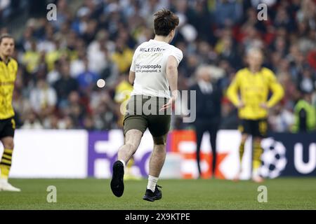 Zeist, Paesi Bassi. 1 giugno 2024. LONDRA - persona in campo durante la finale di UEFA Champions League tra Borussia Dortmund e Real Madrid allo stadio di Wembley il 1° giugno 2024 a Londra, Regno Unito. ANP | Hollandse Hoogte | MAURICE VAN STEEN crediti: ANP/Alamy Live News Foto Stock