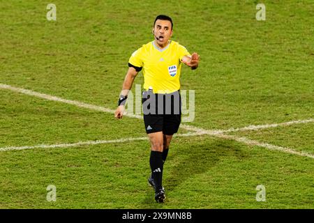 Mendoza, Argentina. 27 maggio 2023. Estadio Mendoza Mendoza, Argentina - maggio 27: Gesti dell'arbitro Piero Maza Gomez durante la Coppa del mondo FIFA U-20 Argentina 2023 gruppo C incontro tra Giappone e Israele allo stadio Mendoza il 27 maggio 2023 a Mendoza, Argentina. (Foto di SPP) (Eurasia Sport Images/SPP) credito: SPP Sport Press Photo. /Alamy Live News Foto Stock