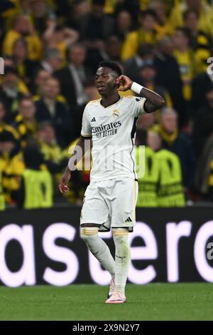 Vinicius Junior (Real Madrid) festeggia dopo aver segnato il secondo gol della sua squadra durante la finale di UEFA Europa Champions League tra il Borussia Dortmund 0-0 Real Madrid allo stadio di Wembley il 1° giugno 2024 a Londra, Regno Unito. Crediti: Maurizio Borsari/AFLO/Alamy Live News Foto Stock