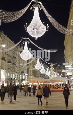 Vienna, Austria. 23 novembre 2019. Le luci di Natale 'Am Graben' nel primo distretto di Vienna Foto Stock