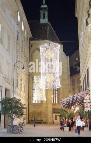 Vienna, Austria. 23 novembre 2019. Atmosfera natalizia nel quartiere d'Oro nel 1° distretto di Vienna Foto Stock