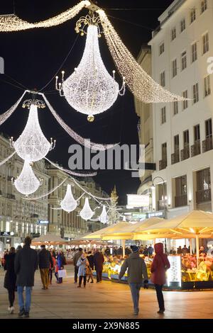 Vienna, Austria. 23 novembre 2019. Le luci di Natale 'Am Graben' nel primo distretto di Vienna Foto Stock