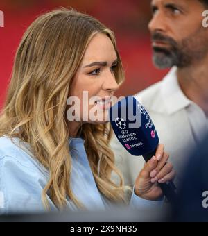 Londra, Regno Unito. 01 giu 2024 - Borussia Dortmund V Real Madrid - finale di UEFA Champions League - la presentatrice del TNT Sports di Wembley Laura Woods torna al microfono dopo il suo recente incidente che ha causato alcune ferite al viso. Foto : Mark Pain / Alamy Live News Foto Stock