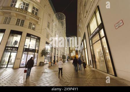 Vienna, Austria. 23 novembre 2019. Atmosfera natalizia nel quartiere d'Oro nel 1° distretto di Vienna Foto Stock