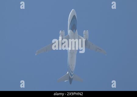Chiangmai, Thailandia - novembre 28 2023: Airbus A319 HS-PPU della Bangkok Airway. Decolla dall'aeroporto di Chiangmai a Phuket. Foto Stock
