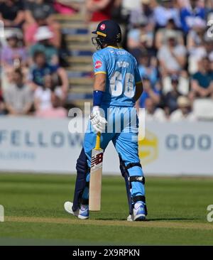 NORTHAMPTON, REGNO UNITO. 2 giugno 2024. JOE si batte per lo Yorkshire durante il Vitality Blast Match T20 tra Northamptonshire Steelbacks e Yorkshire Vikings al County Ground di Northampton, Inghilterra. Credito: PATRICK ANTHONISZ/Alamy Live News Foto Stock