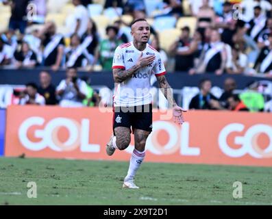 Rio de Janeiro, Brasile. 2 giugno 2024. L'Everton Soares del Flamengo durante la partita di calcio del Campionato Brasileiro di serie A tra il Vasco da Gama e il Flamengo allo Stadio Maracana di Rio de Janeiro, Brasile. (Andre Ricardo/SPP) credito: SPP Sport Press Photo. /Alamy Live News Foto Stock