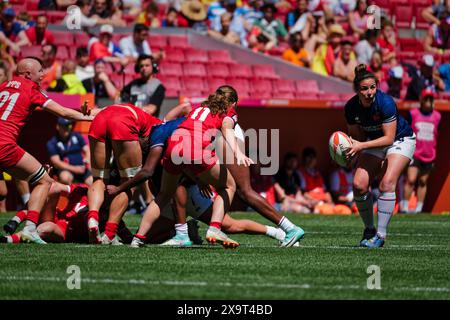 Madrid, Spagna. 2 giugno 2024. Le finali del campionato di rugby a 7 lo scorso giorno. SEMIFINALI DONNE, Canada 7s vs Francia 7s Questo weekend, squadre di tutto il mondo si sfidano nell'attesissima finale del campionato di rugby Sevens, mettendo in mostra velocità, abilità e strategia in un torneo frenetico ed emozionante. Ci si aspetta che gli spettatori riempiano gli stand, creando un'atmosfera elettrica nel locale. Crediti: Enriquepsans/Alamy Live News Foto Stock