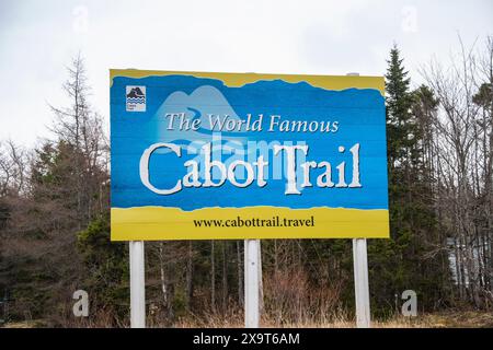 Cartello Cabot Trail sulla NS 104 a Aulds Cove, nuova Scozia, Canada Foto Stock