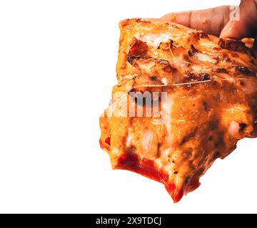 Classica fetta di peperoni isolata su fondo bianco . Fetta di pizza, isolata su sfondo bianco. Deliziosa pizza ai peperoni a fette di peperoni Foto Stock