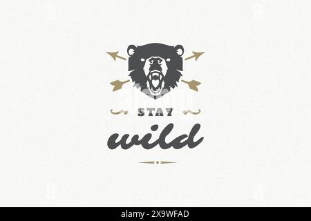 Citate la tipografia con il simbolo della testa dell'orso arrabbiato disegnato a mano per biglietti d'auguri, poster e altro ancora. Rimanete frasi o detti selvaggi con elementi di design vec Illustrazione Vettoriale