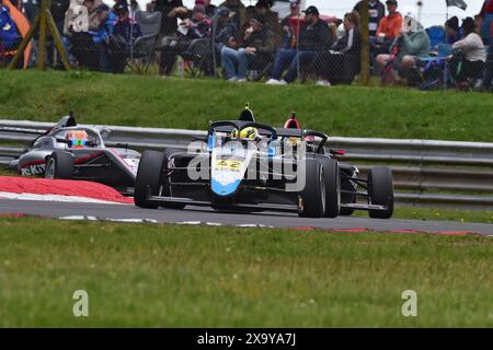 Rowan Campbell-Pilling, Phinsys by Argenti, ROKIT F4 British Championship, certificato dalla FIA, tre gare di venti minuti nel fine settimana sul SNE Foto Stock