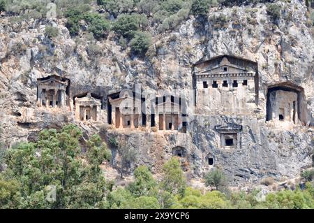 Kaunos, Tombe di roccia Licia, Dalyan, Provincia di Mugla, Turchia Foto Stock