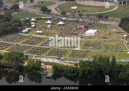 Vista dall'alto dell'area di allestimento dell'Austin Olympic Triathlon di Austin, Texas Foto Stock