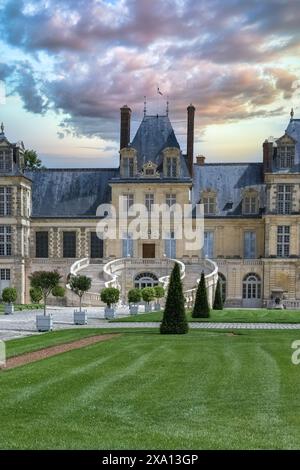 Il castello di Fontainebleau, splendido monumento francese Foto Stock