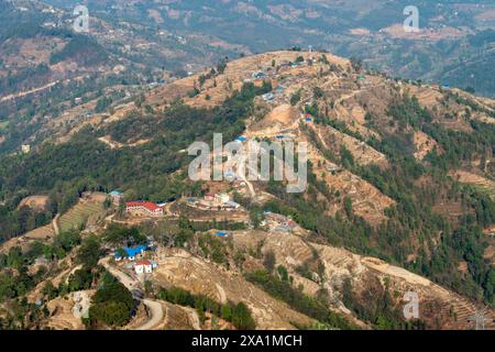 Vista aerea dei terreni agricoli su una collina nepalese Foto Stock