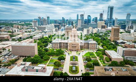 Una vista dall'alto dell'edificio del Campidoglio del Texas ad Austin, Texas. Foto Stock