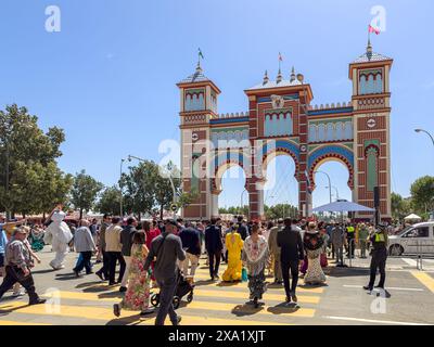 Il cancello d'ingresso noto anche come Portada di Feria de Abril, la Fiera di Siviglia che si tiene ad aprile Foto Stock