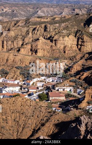 I covarroni, i magazzini scolpiti in pietra, Gorafe, la regione di Guadix, il Granada Geopark, provincia di Granada, Andalusia, Spagna Foto Stock