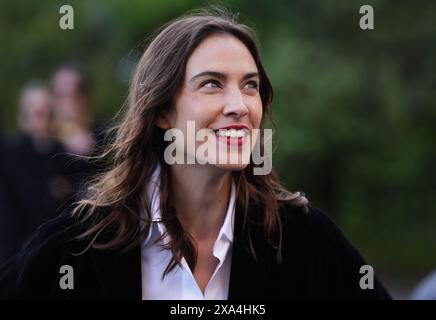 Alexa Chung partecipa allo spettacolo Dior Cruise 2025 al castello di Drummond, Perthshire. Data foto: Lunedì 3 giugno 2024. Foto Stock