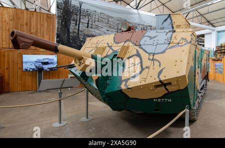 Saint-Chamond Tank al Museo dei veicoli corazzati di Saumur, Francia Foto Stock