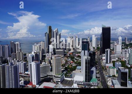 Una vista aerea dello skyline di Panama Foto Stock