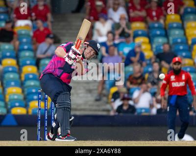 Bridgetown, Barbados. 4 giugno 2024. Coppa del mondo ICC T20 2024 - Inghilterra contro Scozia partita abbandonata dopo 10 overs a causa della pioggia mentre l'Inghilterra gioca contro la Scozia nella Coppa del mondo ICC T20 a Kensington Oval, Bridgetown, Barbados. Crediti: Ian Jacobs/Alamy Live News Foto Stock