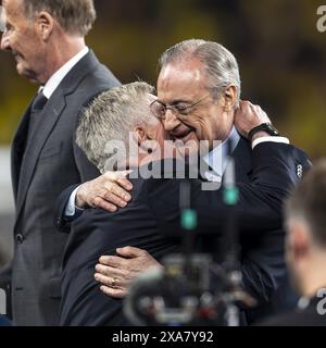 Carlo Ancelotti Coach (Real Madrid) Florentino Perez Presidente (Real Madrid) durante la partita di UEFA Champions League 2023 2024 tra il Borussia Dortmund 0-2 Real Madrid allo stadio di Wembley il 1 giugno 2024 a Londra, Inghilterra. Crediti: Maurizio Borsari/AFLO/Alamy Live News Foto Stock