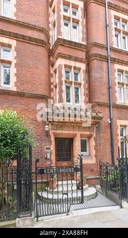 Kent House, costosi appartamenti di lusso a Kensington Court, Kensington, Londra, Inghilterra. Foto Stock