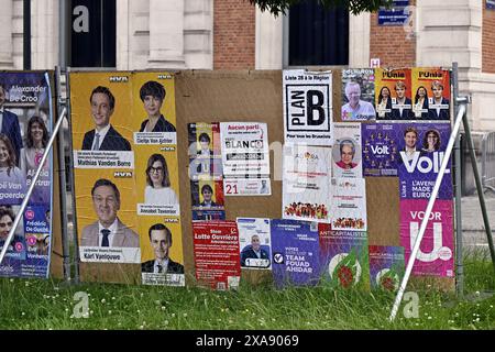 Bruxelles, Belgio. 5 giugno 2024. Immagine di manifesti elettorali con foto di politici, per le strade di Laeken-Laken, Bruxelles, mercoledì 05 giugno 2024. Il Belgio tiene le elezioni per gli organi legislativi regionali, federali ed europei il 9 giugno. BELGA PHOTO ERIC LALMAND credito: Belga News Agency/Alamy Live News Foto Stock