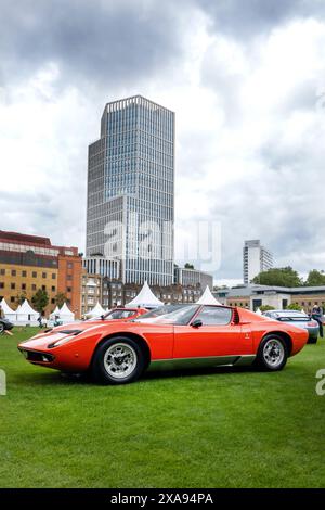 2024 London Concours alla Honourable Artillery Comany nella City of London UK Foto Stock