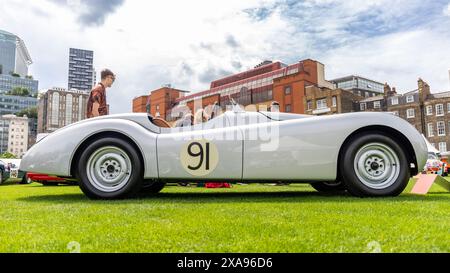 Jaguar XK120 al Concorso di Londra 2024 Foto Stock